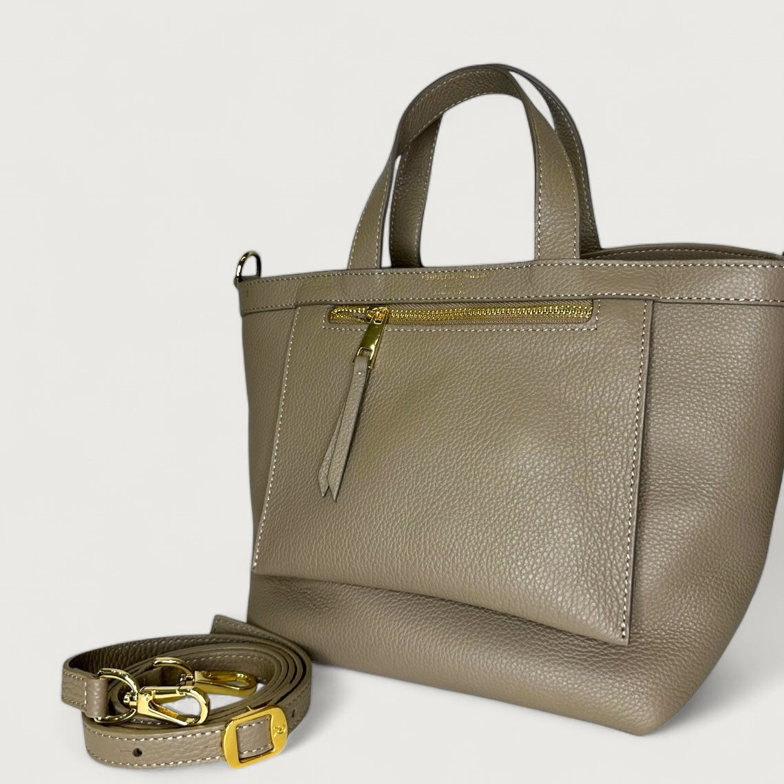 Італійська шкіряна жіноча сумка Christian Villa Tote Bags 05247 Peggy Creta кольору тауп