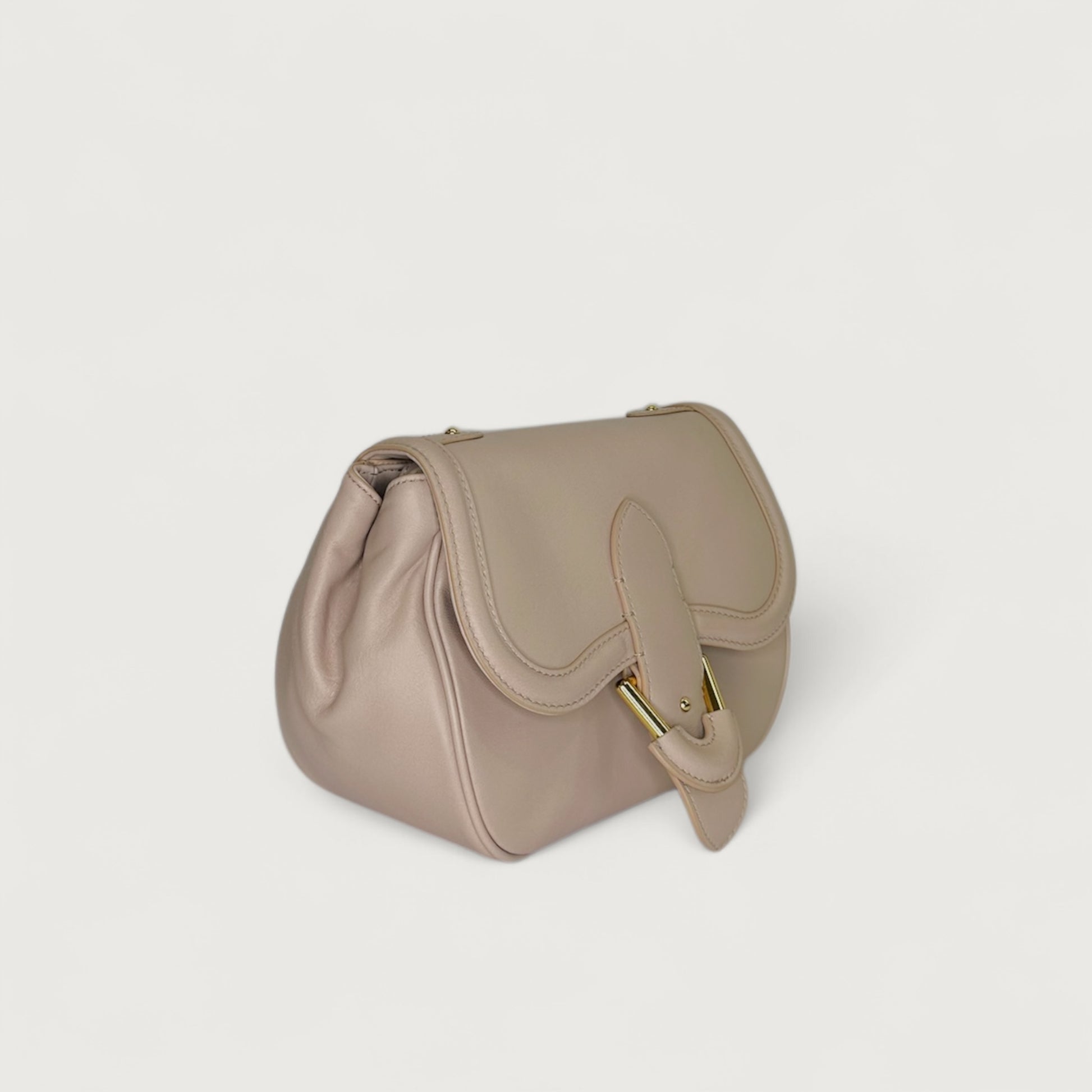 Пудрова італійська шкіряна жіноча сумка Coccinelle Blake Smooth Small Smooth E1 REK 15 01 01 N12