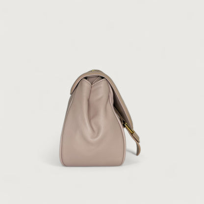 Пудрова італійська шкіряна жіноча сумка Coccinelle Blake Smooth Small Smooth E1 REK 15 01 01 N12