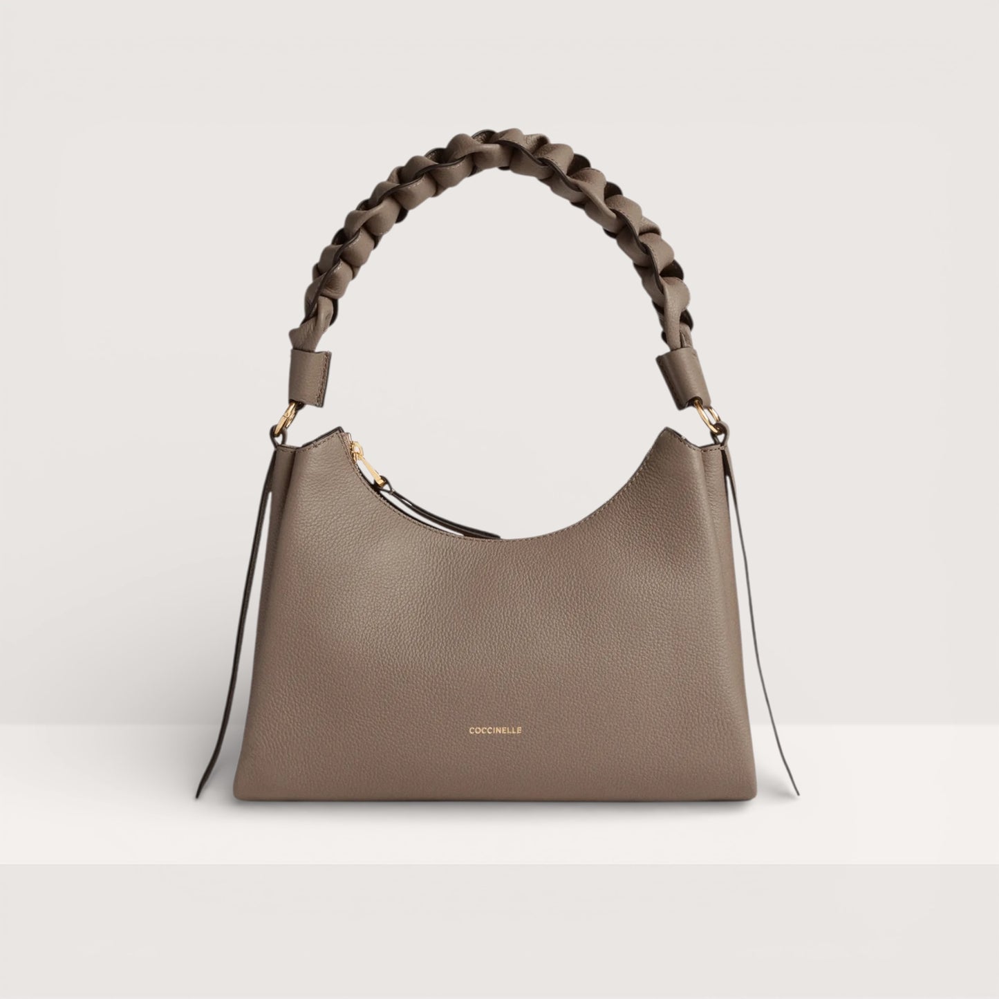 Італійська шкіряна жіноча сумка Coccinelle Boheme Small Grana Double E1 M50 13 03 01 352 кольору тауп