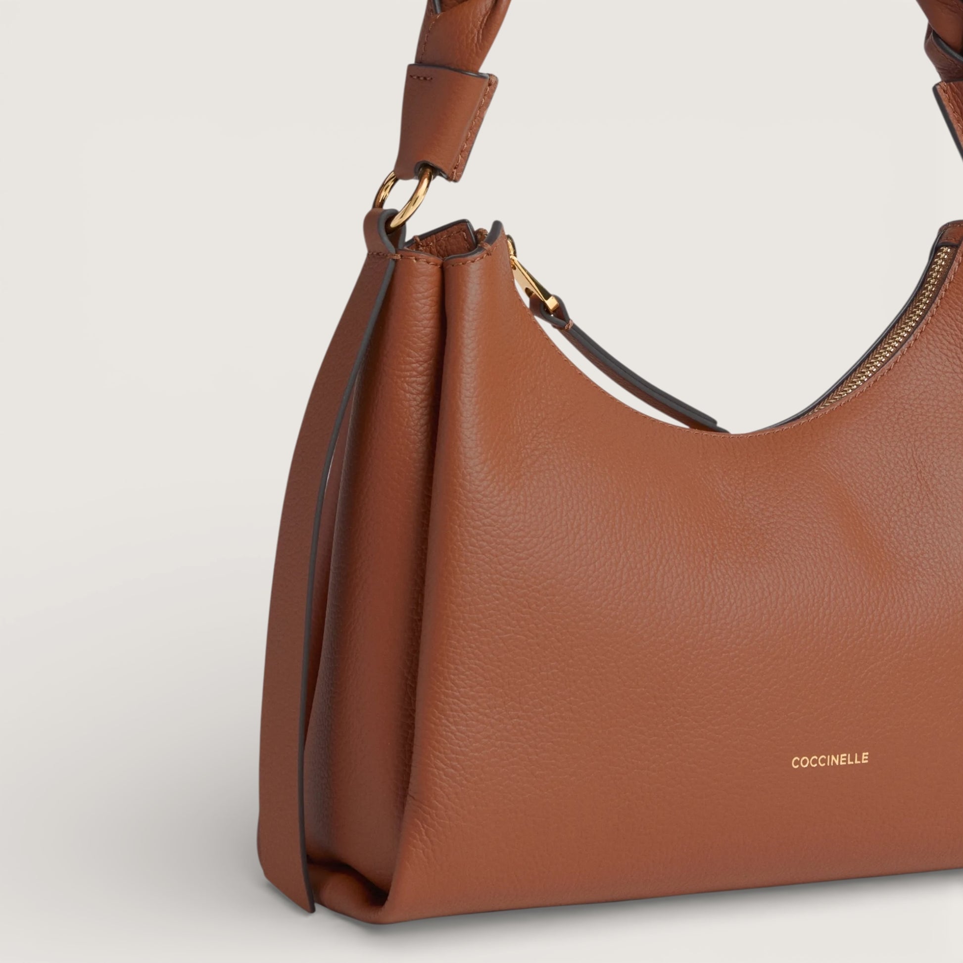 Коричнева італійська шкіряна жіноча сумка Coccinelle Boheme Small Grana Double E1 M50 13 03 01 682