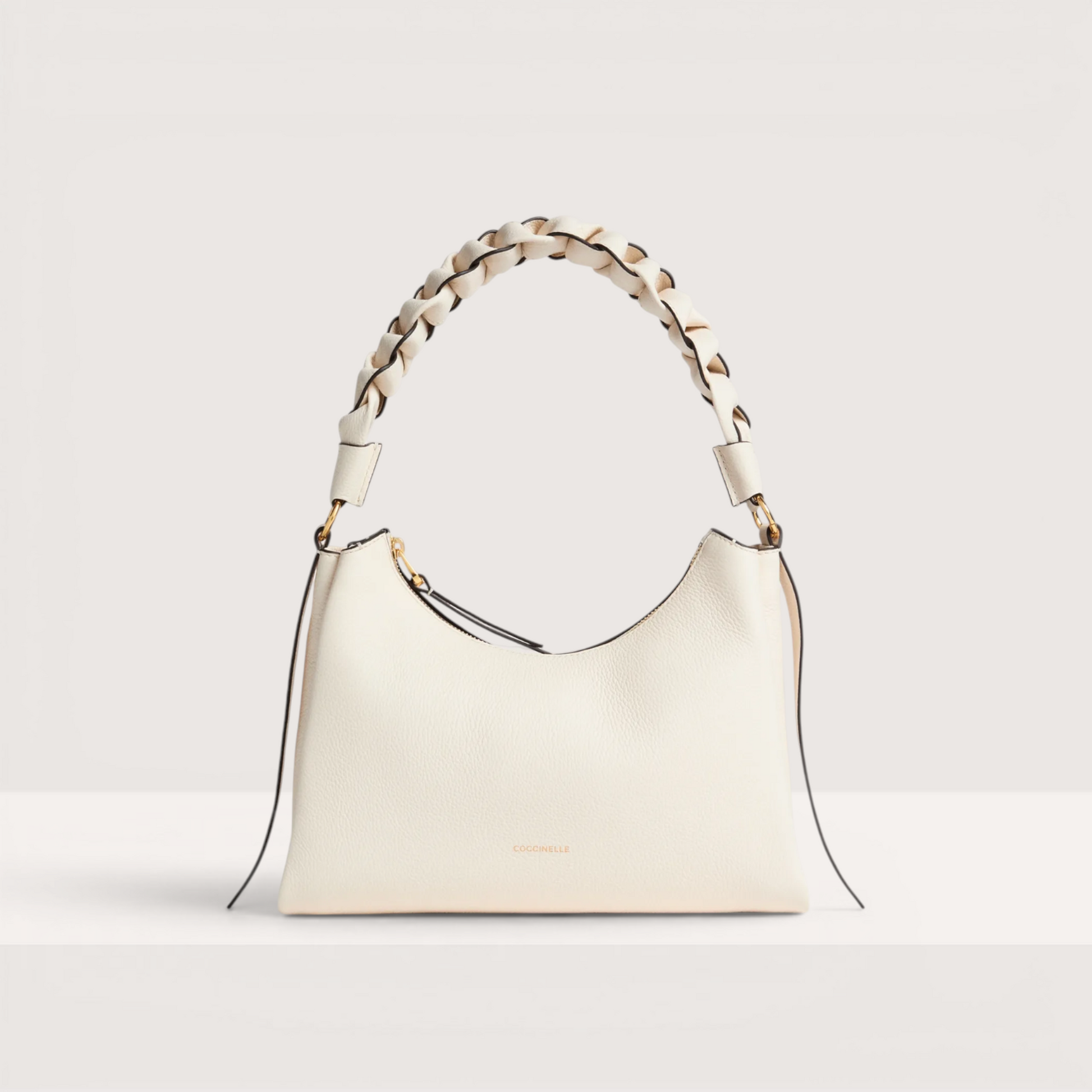 Біла італійська шкіряна жіноча сумка Coccinelle Boheme Small Grana Double E1 M50 13 03 01 685