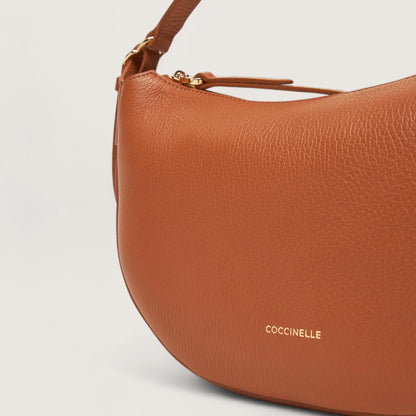 Коричнева італійська шкіряна жіноча сумка Coccinelle C-Easy Small E1 SHA 13 03 01 W12