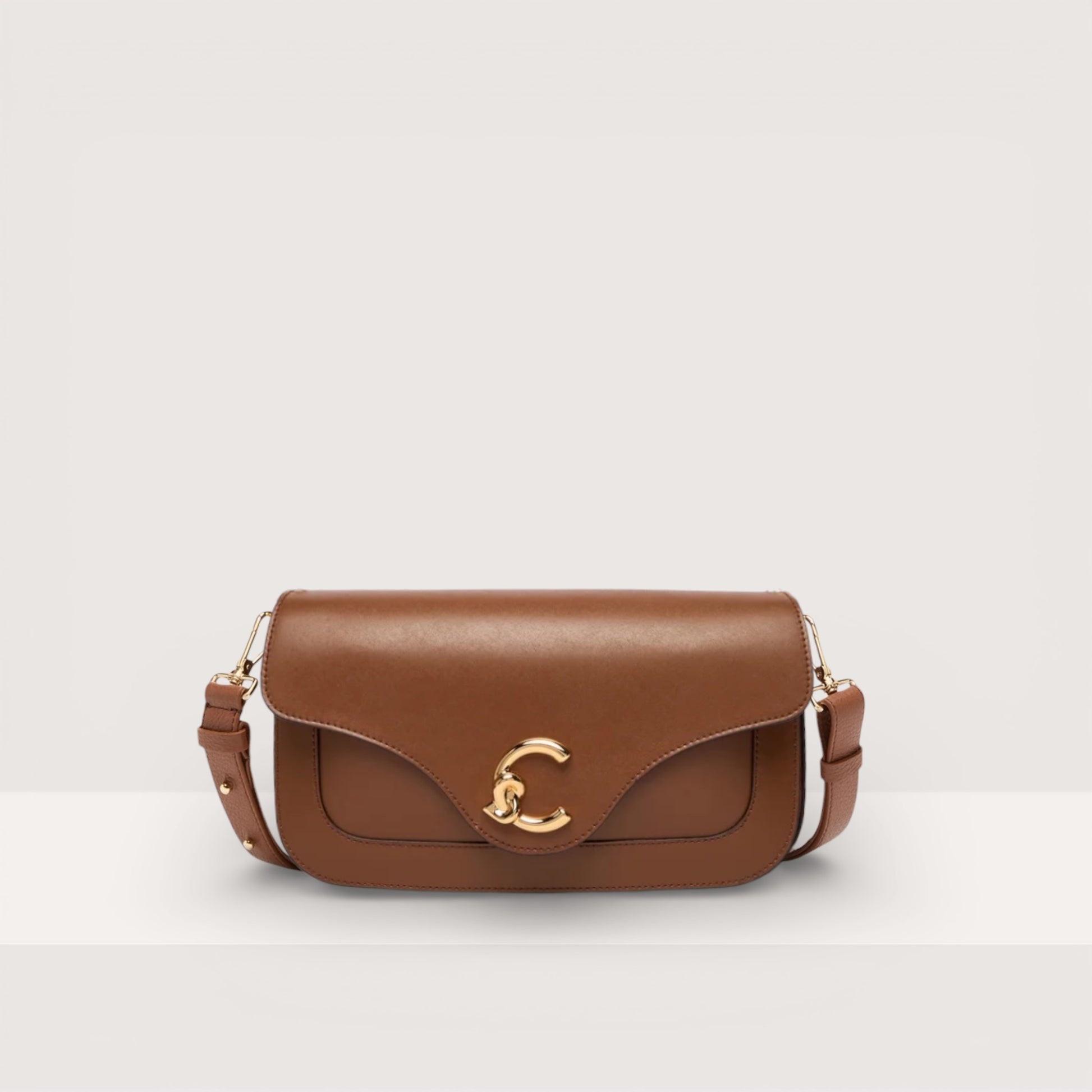 Коричнева італійська шкіряна жіноча сумка Coccinelle C-Me Medium Calf E1 SSK 12 03 01 W11