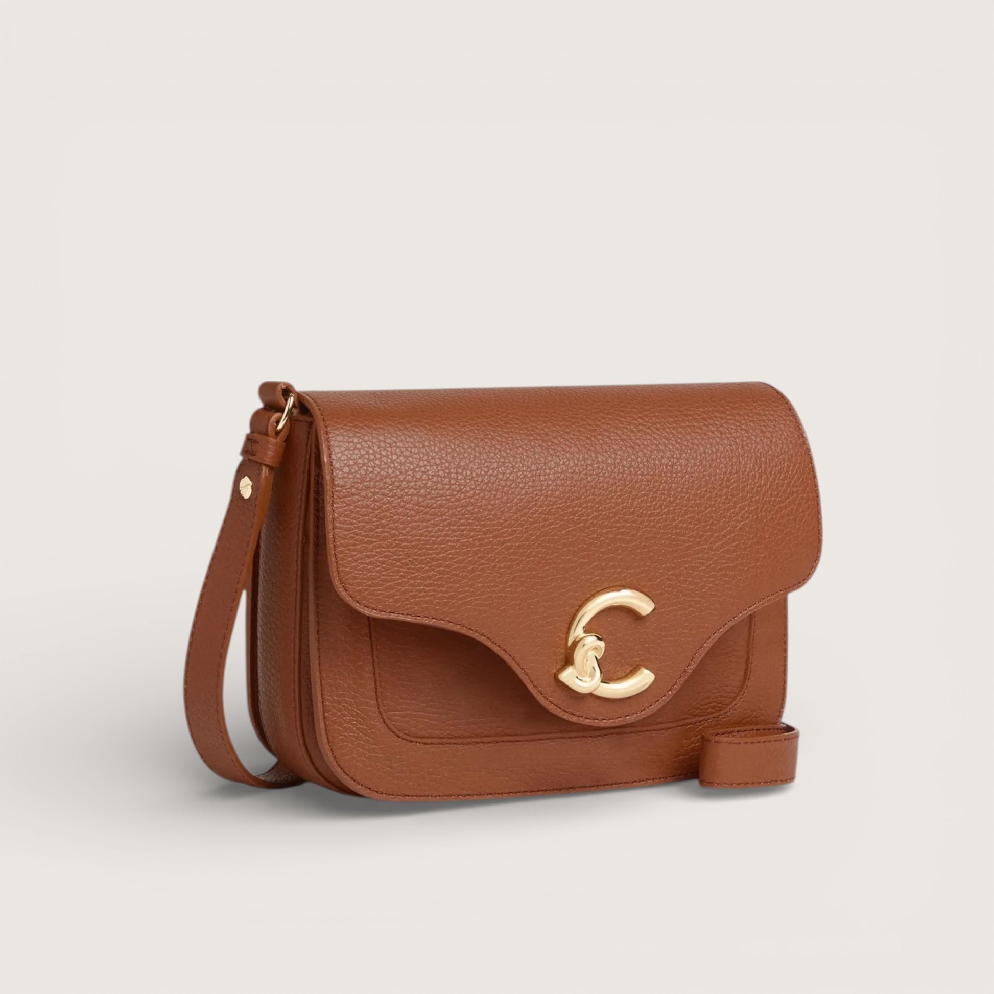 Коричнева італійська шкіряна жіноча сумка Coccinelle C-Me Small E1 SSL 15 01 01 W11