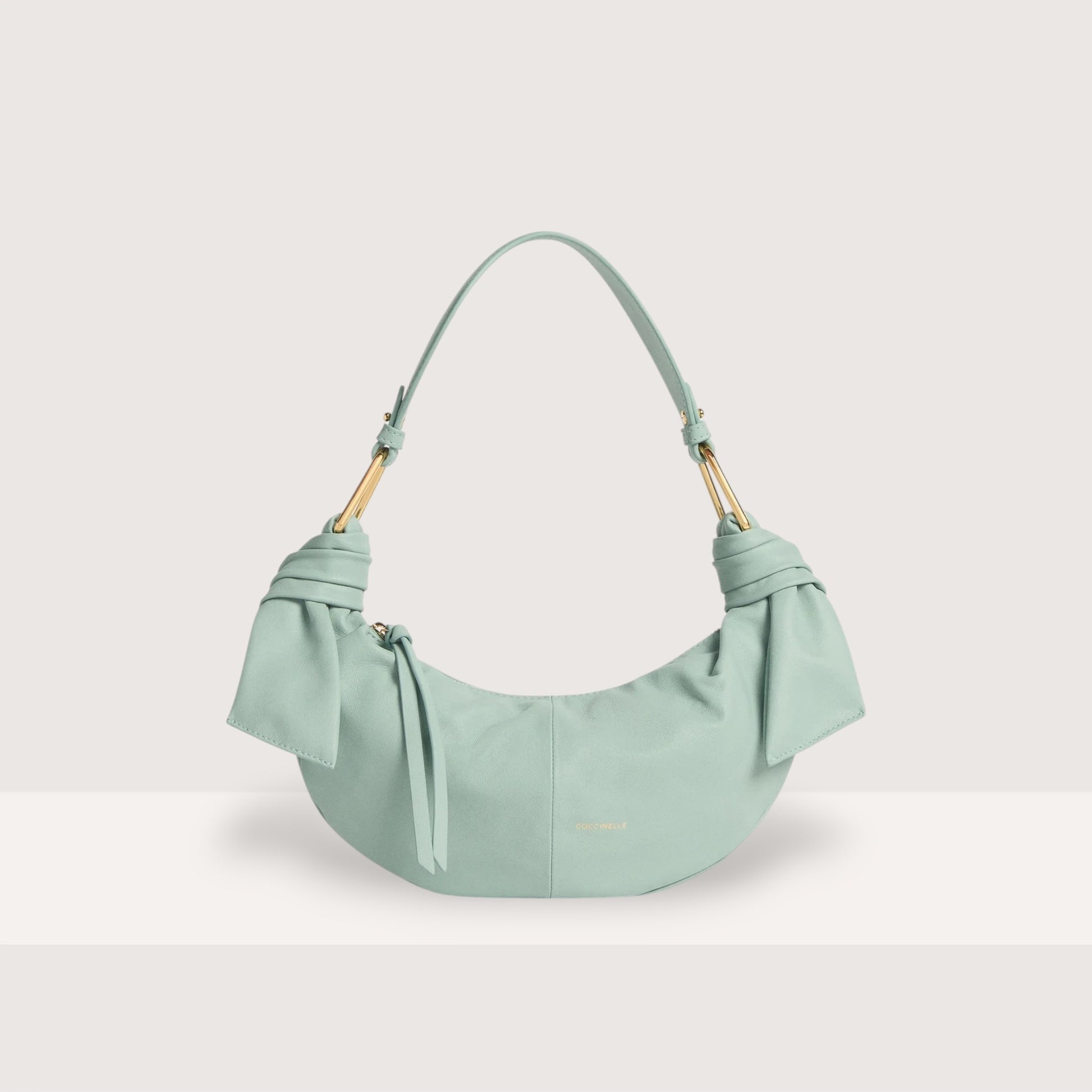 Блакитна італійська шкіряна жіноча сумка Coccinelle Furoshiki Small E1 U1A 13 03 01 B33