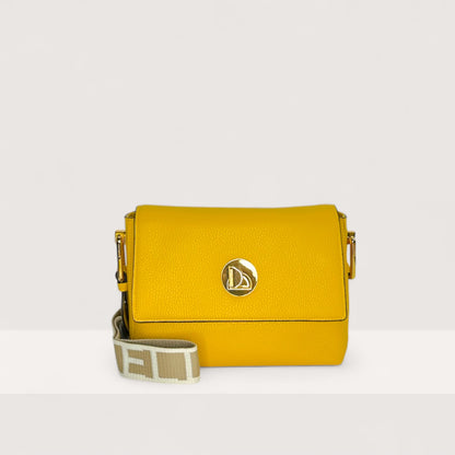 Жовта італійська шкіряна жіноча сумка Coccinelle Liya Signature Medium Signature E1 ND3 12 06 21 J19