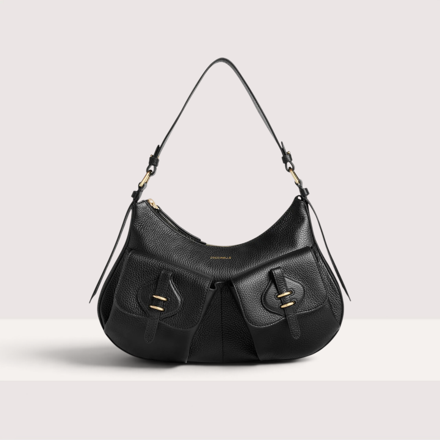 Чорна італійська шкіряна жіноча сумка Coccinelle Mavery Pocket Medium E1 VGK 12 01 01 001