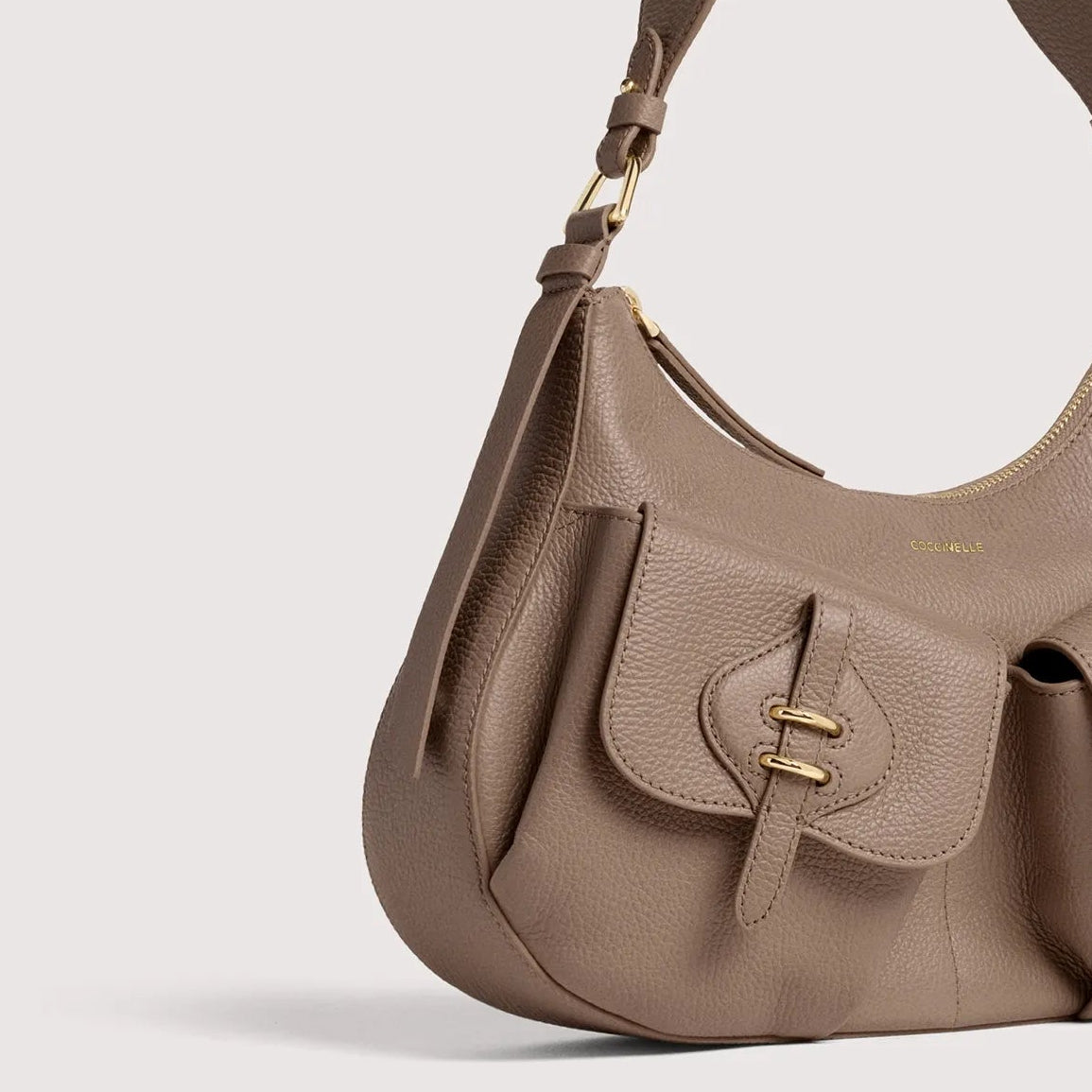 Італійська шкіряна жіноча сумка Coccinelle Mavery Pocket Medium E1 VGK 12 01 01 N59