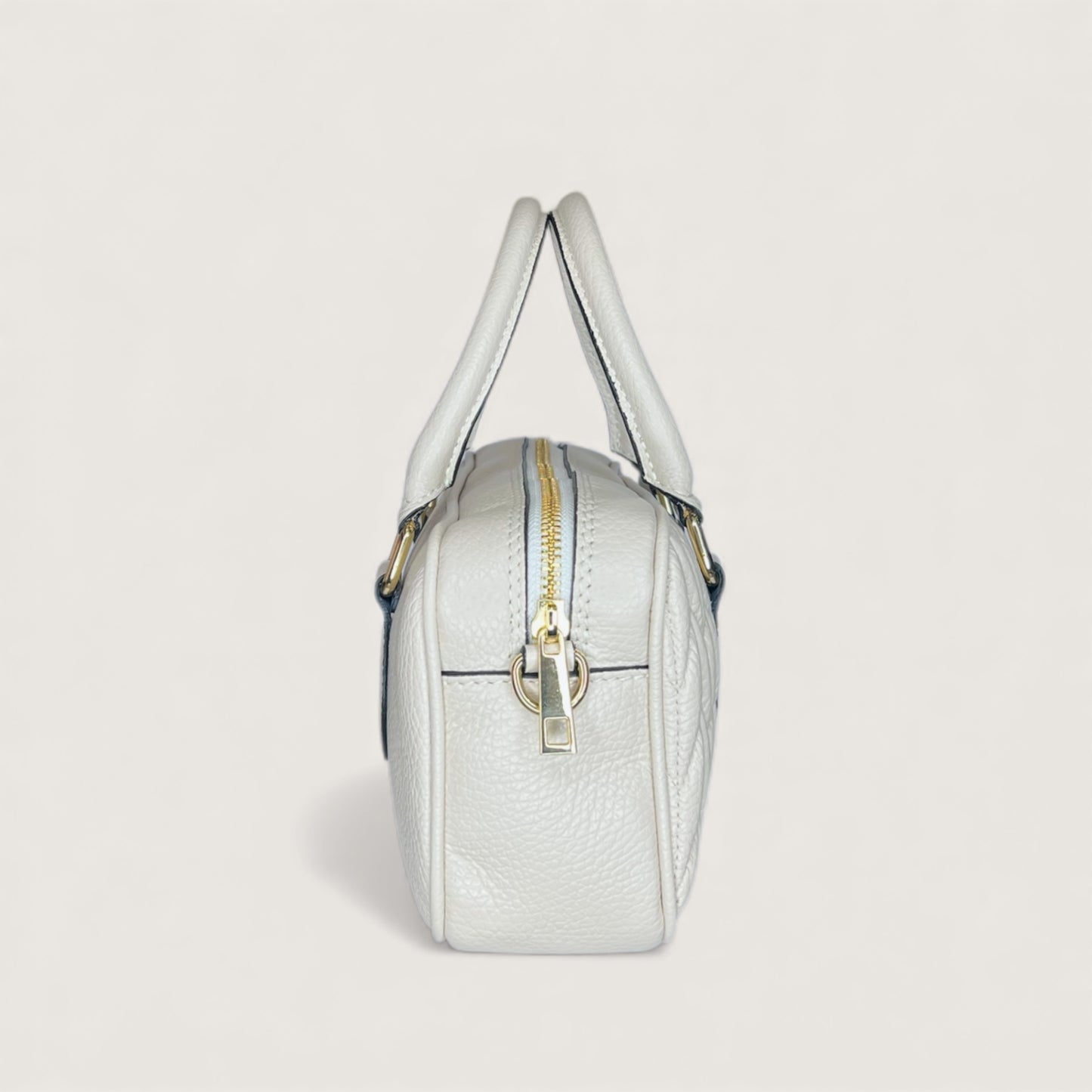 Біла італійська шкіряна жіноча сумка Piumelli Cecile D37 Off White