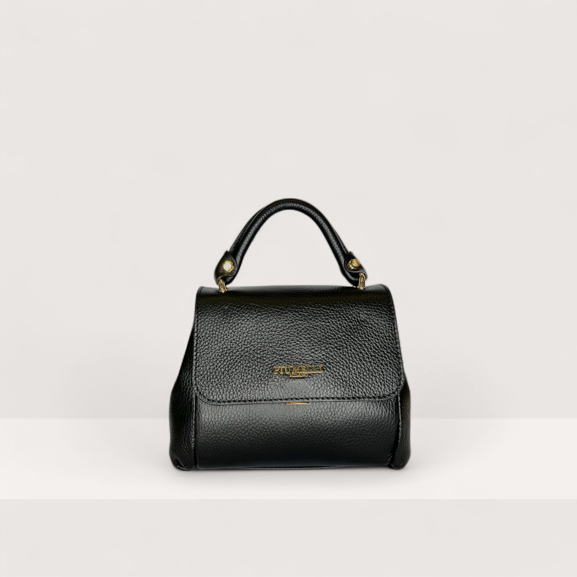 Чорна італійська шкіряна жіноча сумка Piumelli Claire D28 Black