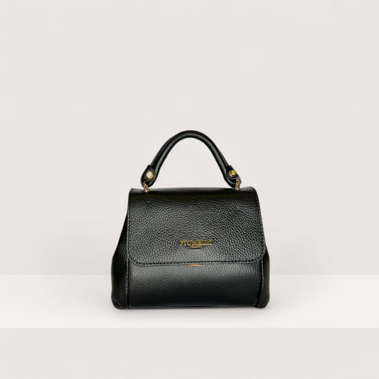 Чорна італійська шкіряна жіноча сумка Piumelli Claire D28 Black