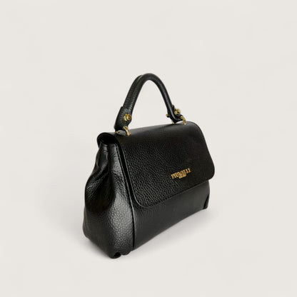 Чорна італійська шкіряна жіноча сумка Piumelli Claire D28 Black