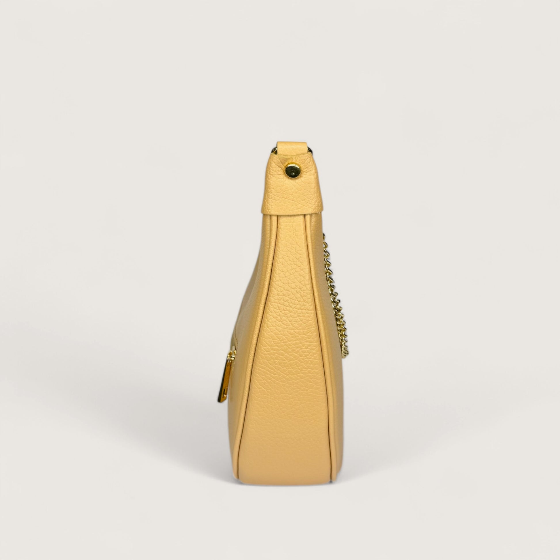 Бежева італійська шкіряна жіноча сумка Piumelli Conelie M Bag, D81 Warm Beige