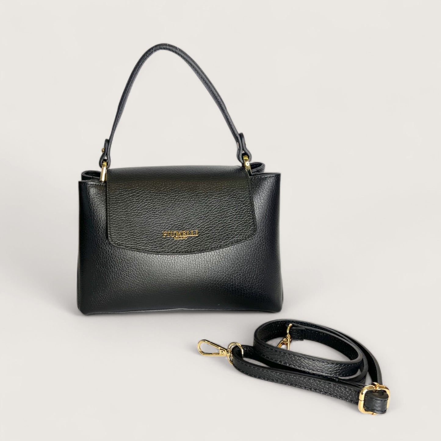 Чорна італійська шкіряна жіноча сумка Piumelli Elysia Bag, D28 Black