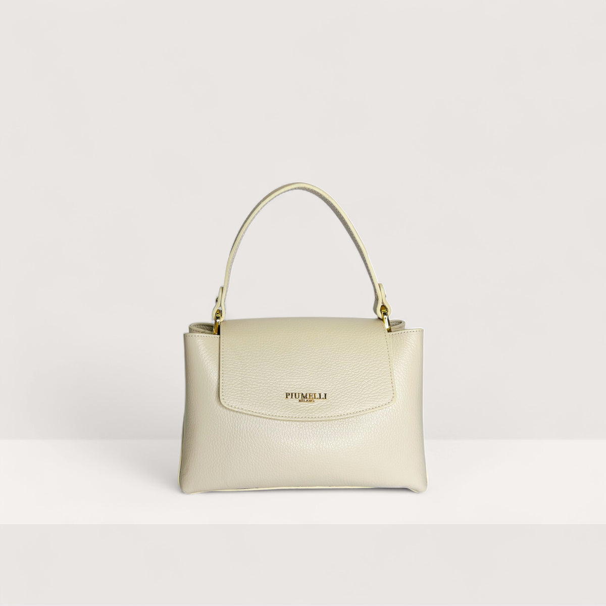Біла італійська шкіряна жіноча сумка Piumelli Elysia D37 Off White