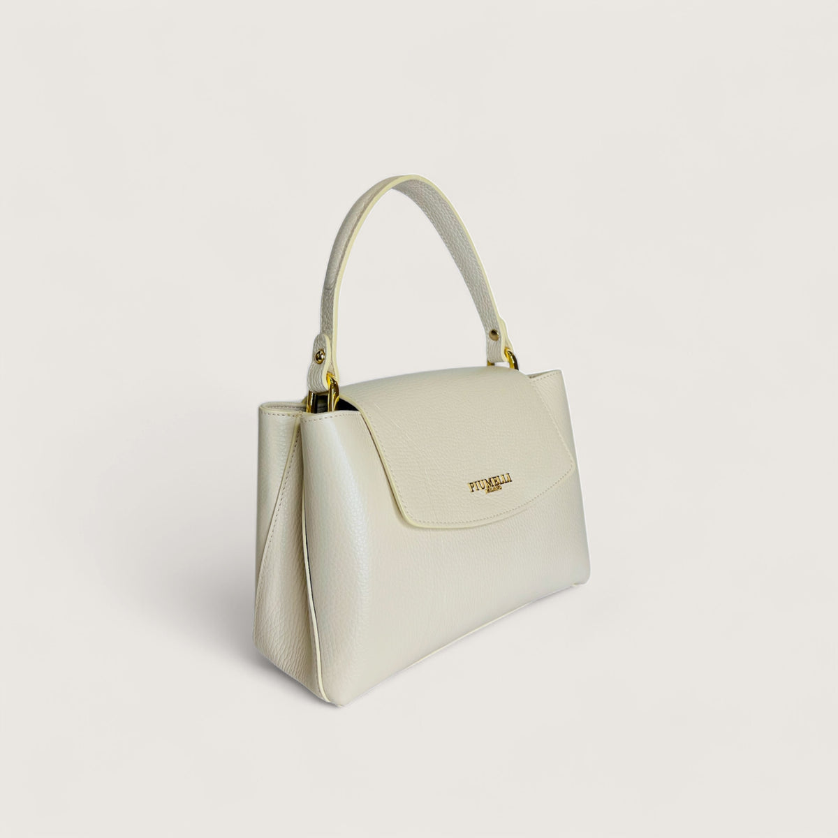 Біла італійська шкіряна жіноча сумка Piumelli Elysia D37 Off White