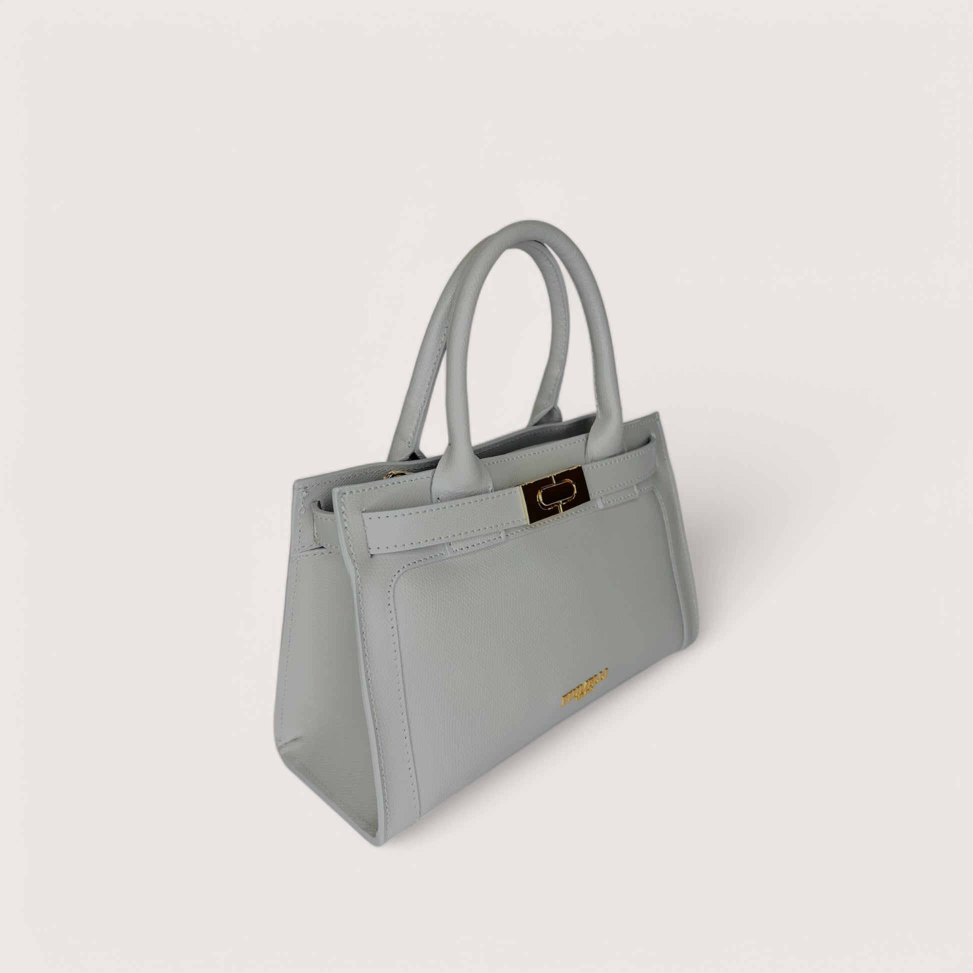 Сіра італійська жіноча сумка Piumelli Ira P630 Light Grey