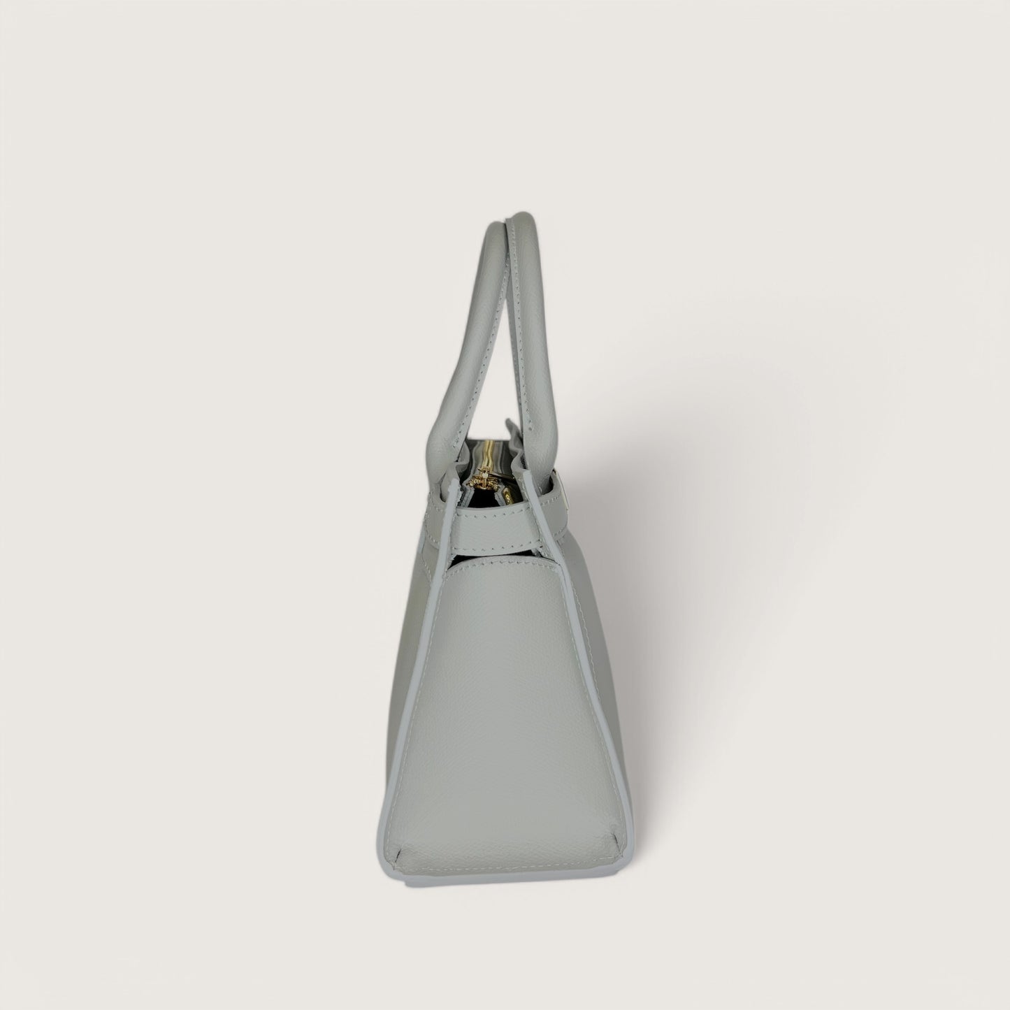 Сіра італійська жіноча сумка Piumelli Ira P630 Light Grey
