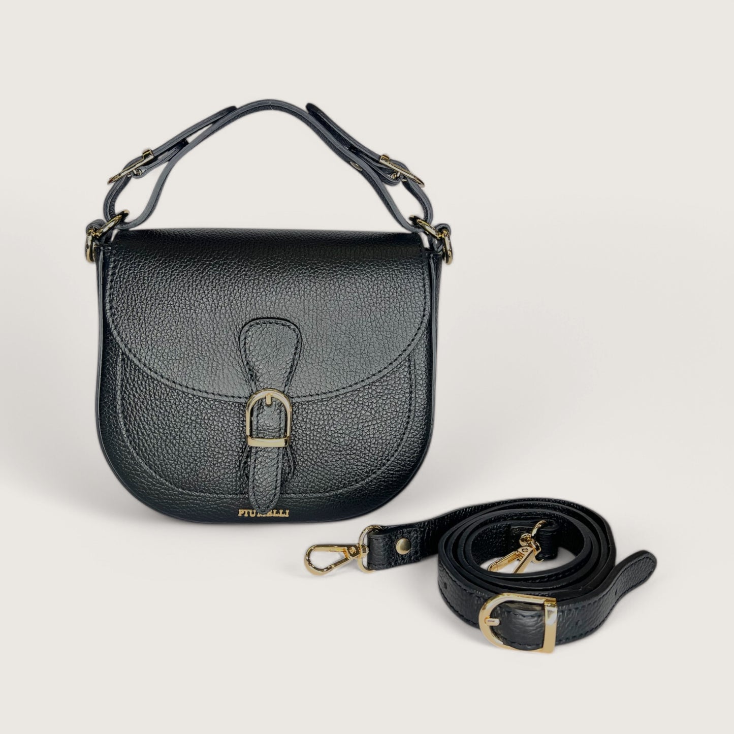 Чорна італійська шкіряна жіноча сумка Piumelli Jole S D28 Black