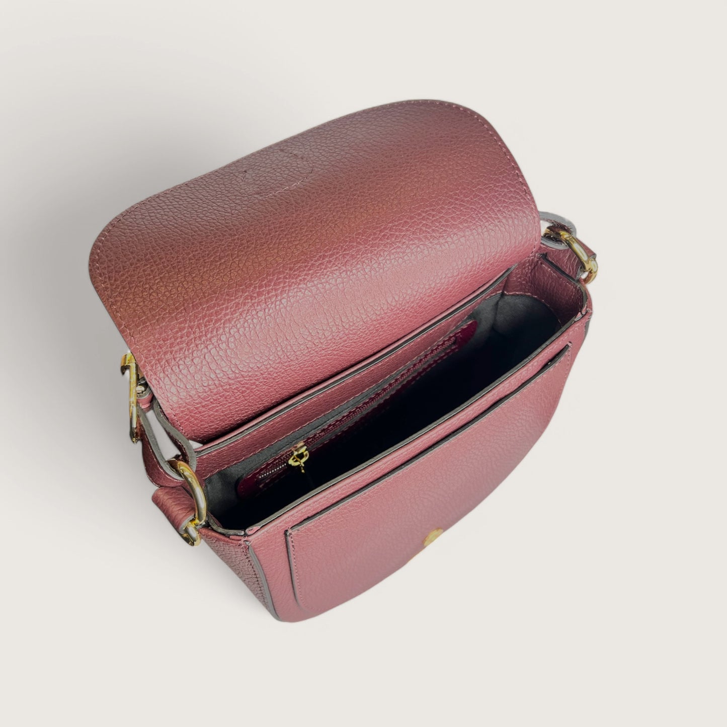 Італійська шкіряна жіноча сумка Piumelli Jole S D54 Burgundy кольору бургунді