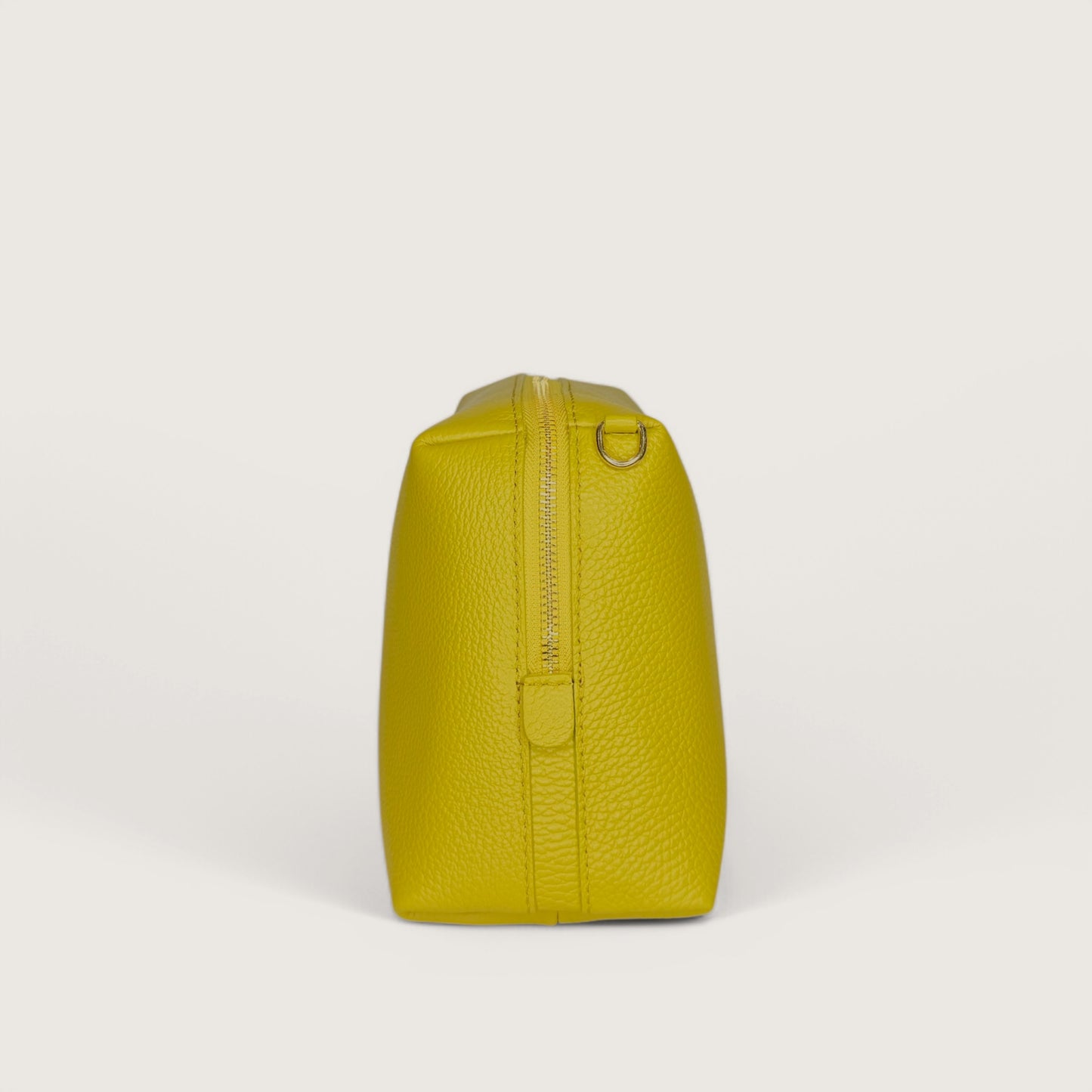 Гірчична італійська шкіряна жіноча сумка Piumelli Juniper D89 Pistacchio