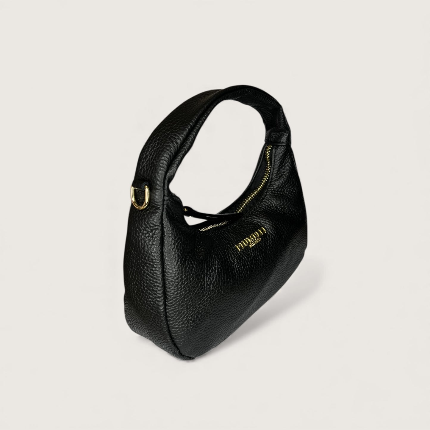 Чорна італійська шкіряна жіноча сумка Piumelli Laurie D28 Black