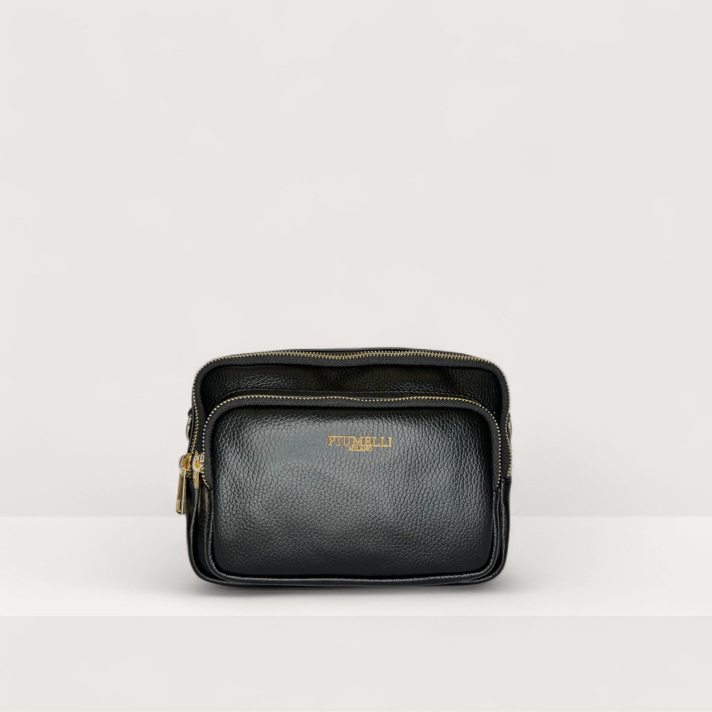 Чорна італійська шкіряна жіноча сумка Piumelli Maira Bag, D28 Black