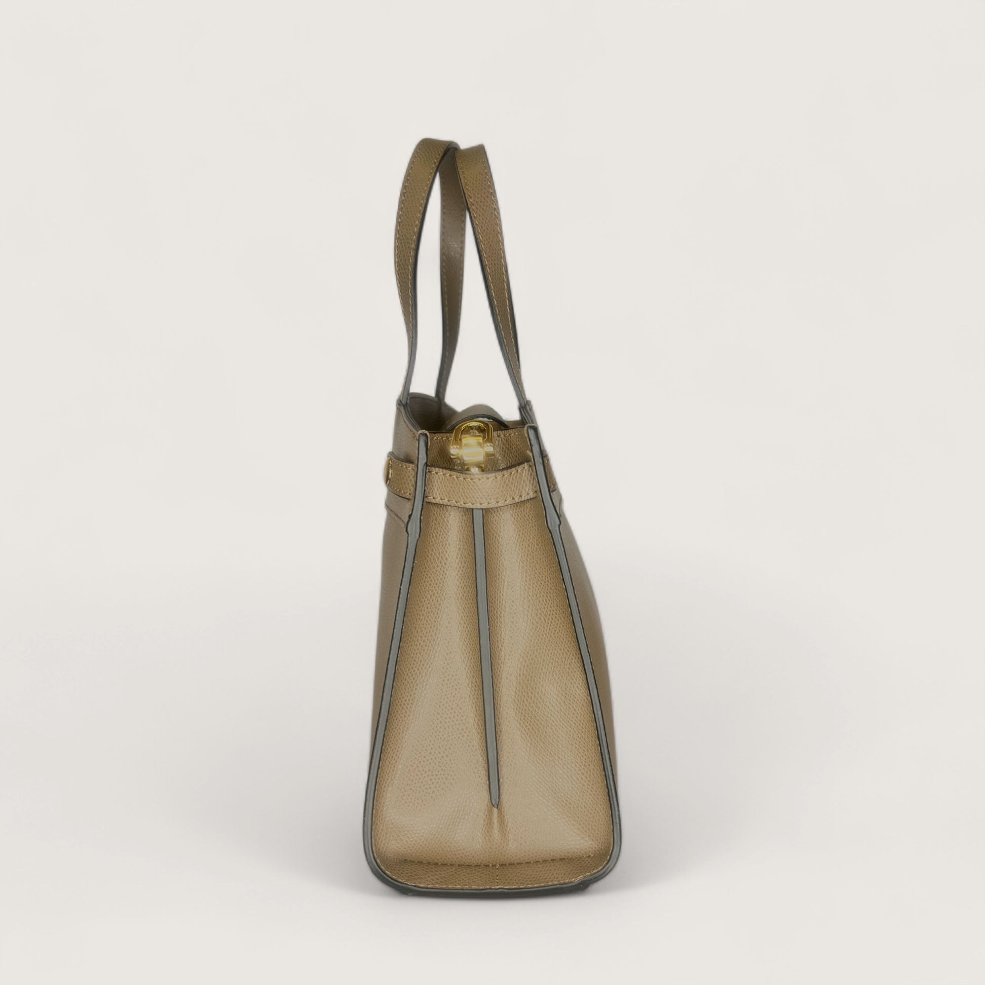 Італійська шкіряна жіноча сумка Piumelli Marta M Bag, P609 Dark Taupe кольору тауп