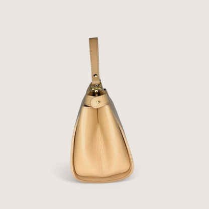 Бежева італійська шкіряна жіноча сумка Piumelli Sharon М M D81 Warm Beige