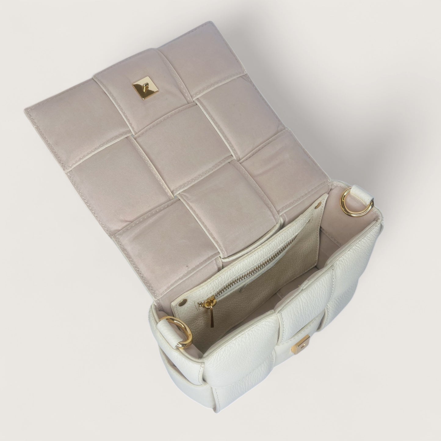 Молочна італійська шкіряна жіноча сумка Piumelli Soleil M Bag, D201 Burro
