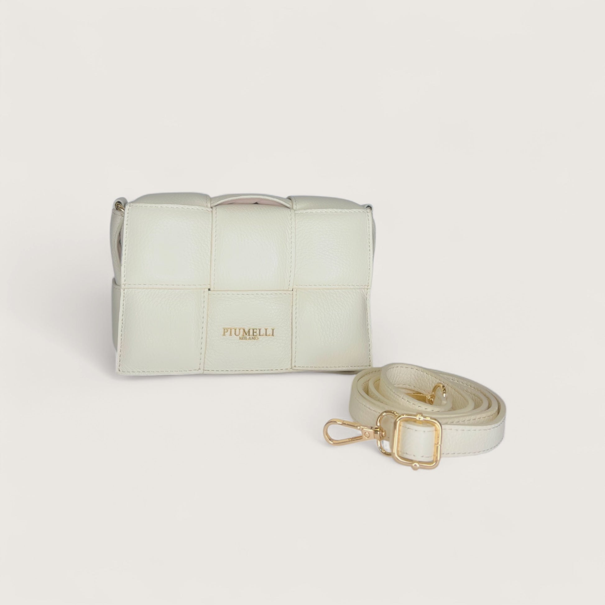 Молочна італійська шкіряна жіноча сумка Piumelli Soleil M Bag, D201 Burro
