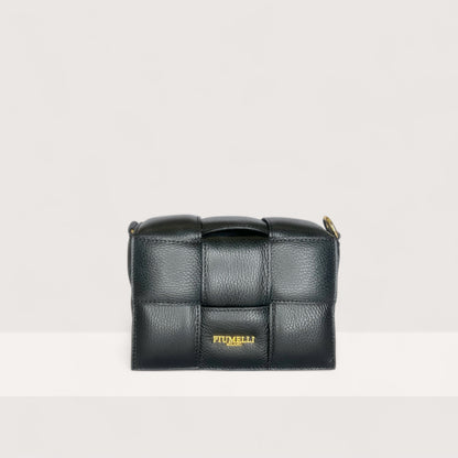 Чорна італійська шкіряна жіноча сумка Piumelli Soleil M Bag, D28 Black