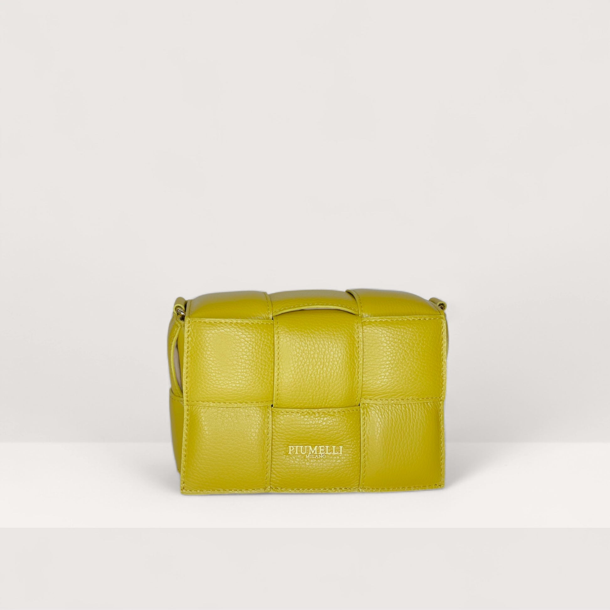 Гірчична італійська шкіряна жіноча сумка Piumelli Soleil M D89 Pistacchio